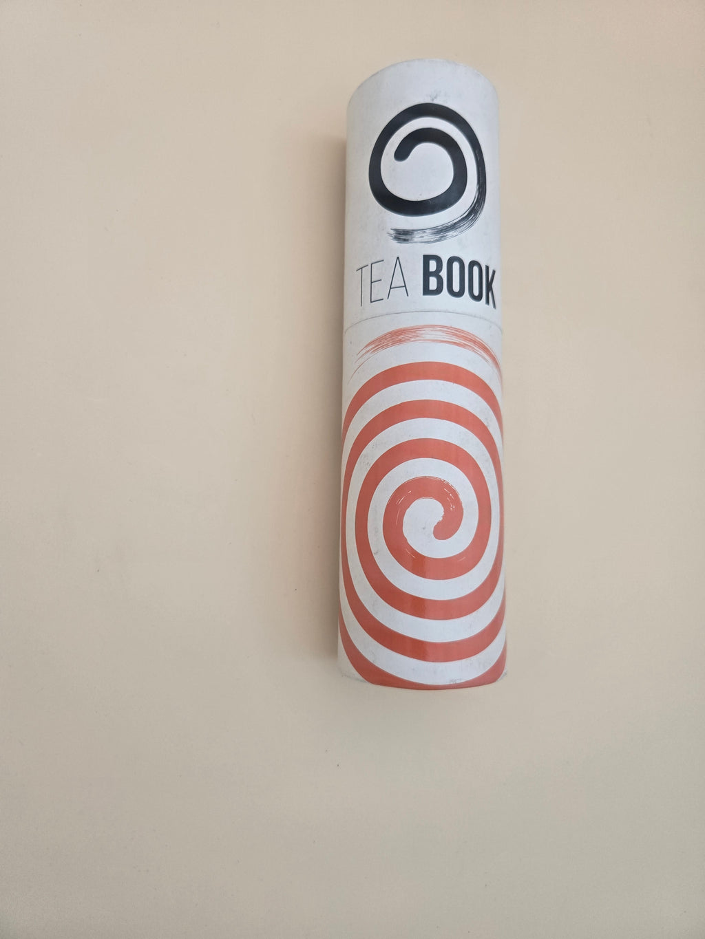 Tea Book – Carnet Original Format Roulé, Design Spirale Rouge & Blanc