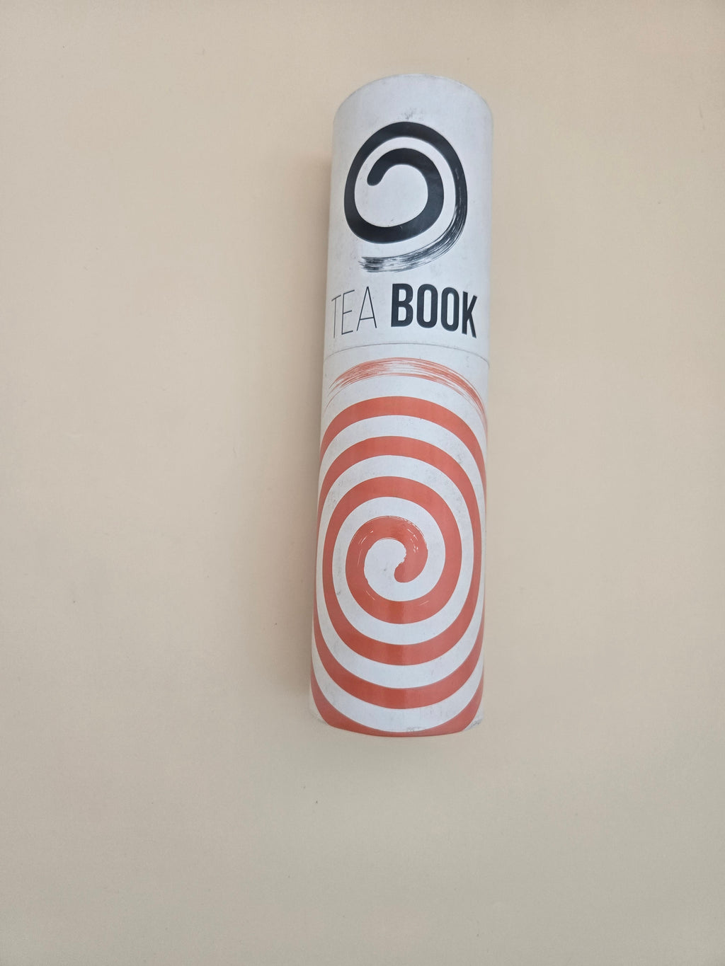 Tea Book – Carnet Original Format Roulé, Design Spirale Rouge & Blanc