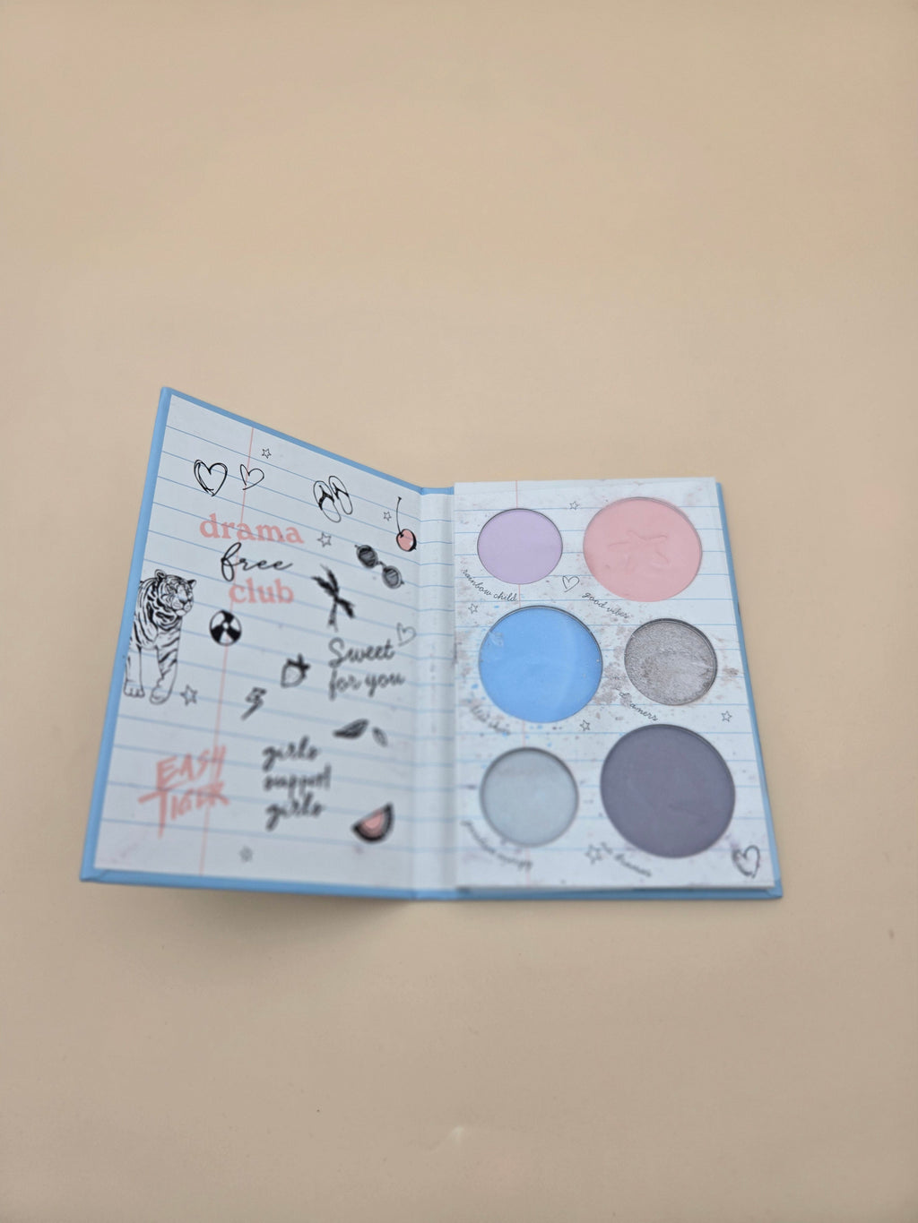 Palette Fards À Paupières "Drama Free Club" – 6 Teintes | Girlygirls