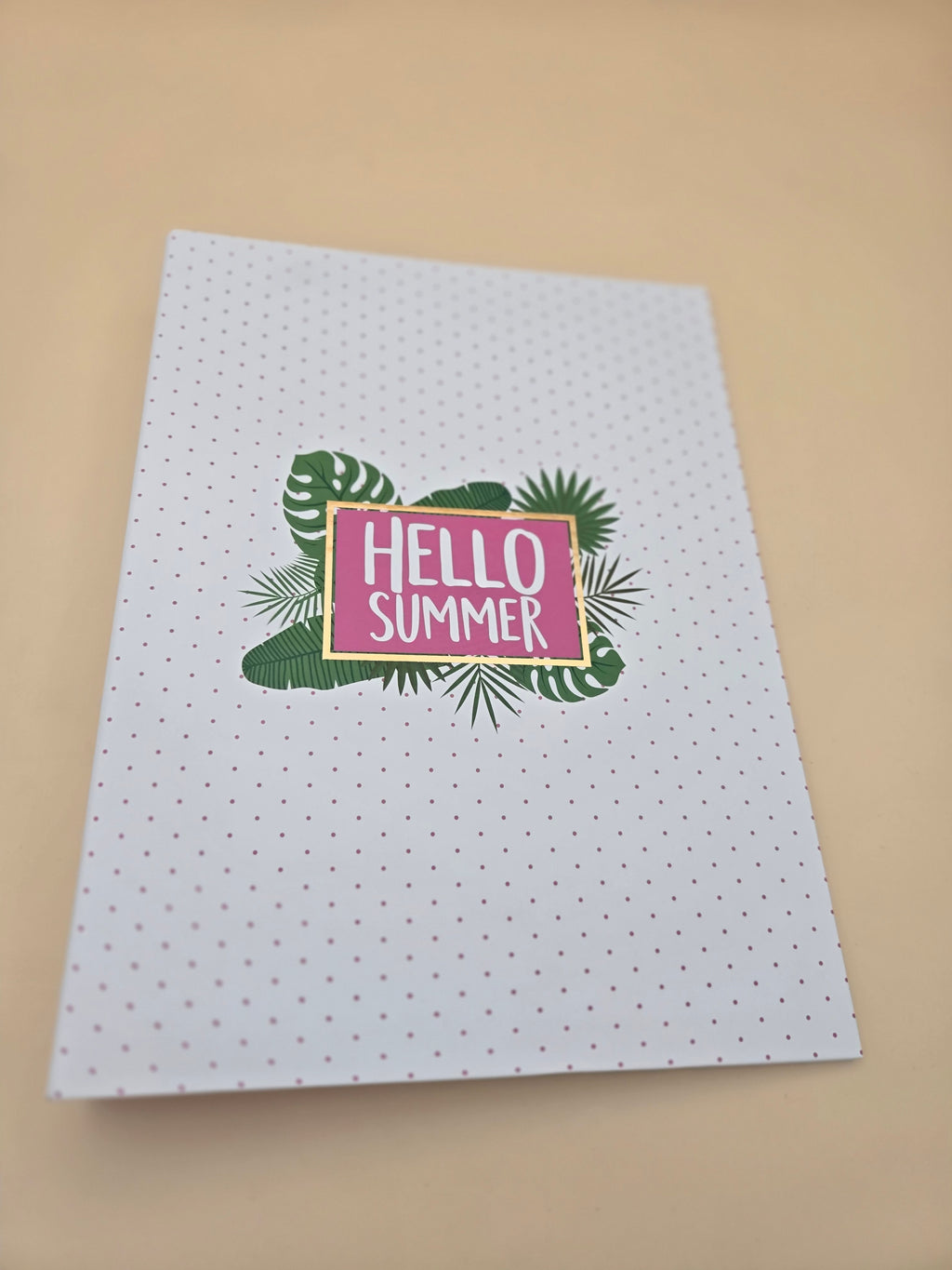 Carnet "Hello Summer" – Couverture Blanche à Pois, Motif Tropical Fuchsia