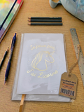 Carnet de Notes "Je peux pas, j'ai Licorne" – Couverture Blanche & Dorée | The Home Deco Factory
